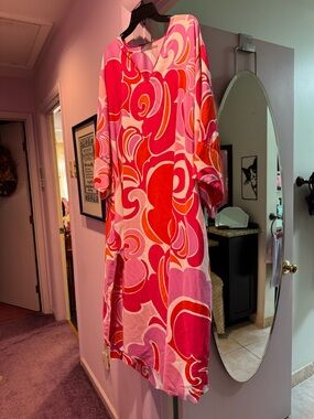Natori Size L Pink and Red Abstract Kimono